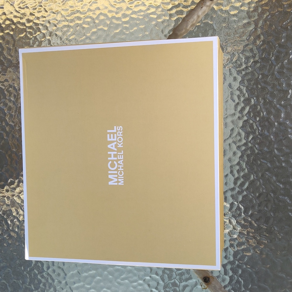 MICHAEL Michael Kors Emmett Quilted Sneaker Boot - Picture 13 of 14